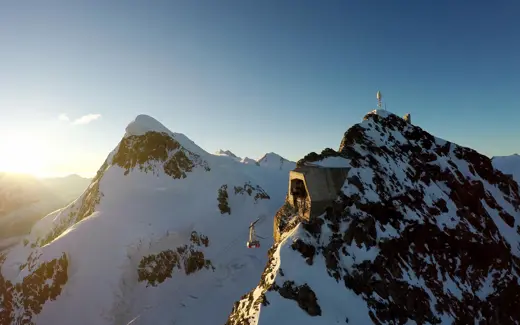 Beausite Zermatt Explore Activities PB Matterhorn Glacier Paradise (C)Aircam